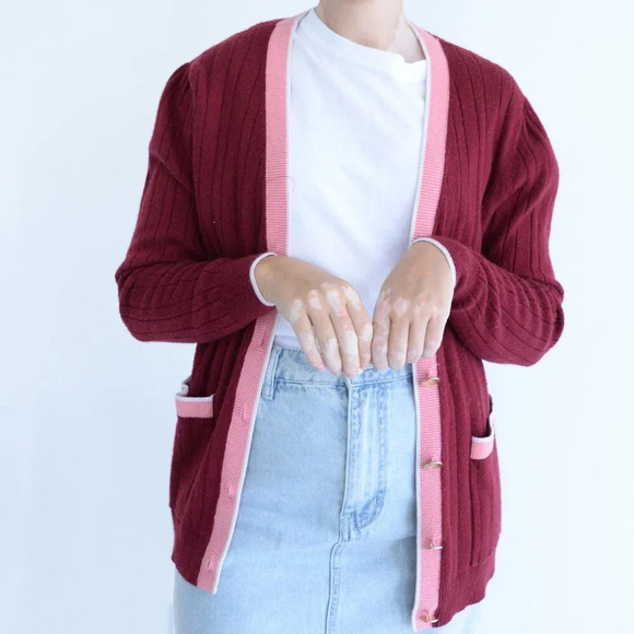 Draper James Maroon Pink 4% Cashmere 20% Wool Gold Button Up Cardigan Sweater S - Picture 2 of 10